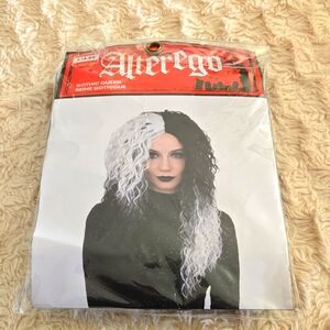 Black and White Cruella De'vil Wig